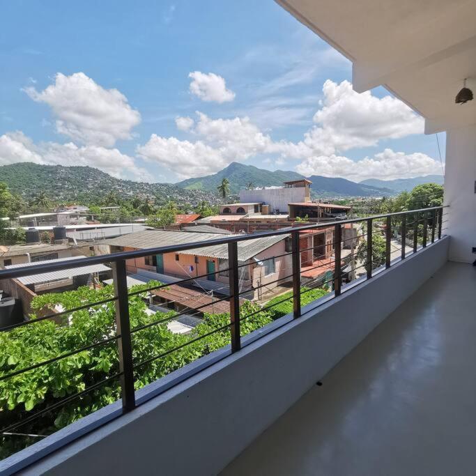 Large And Comfy Apartment, Near Dt And Principal Beach! Zihuatanejo Bagian luar foto