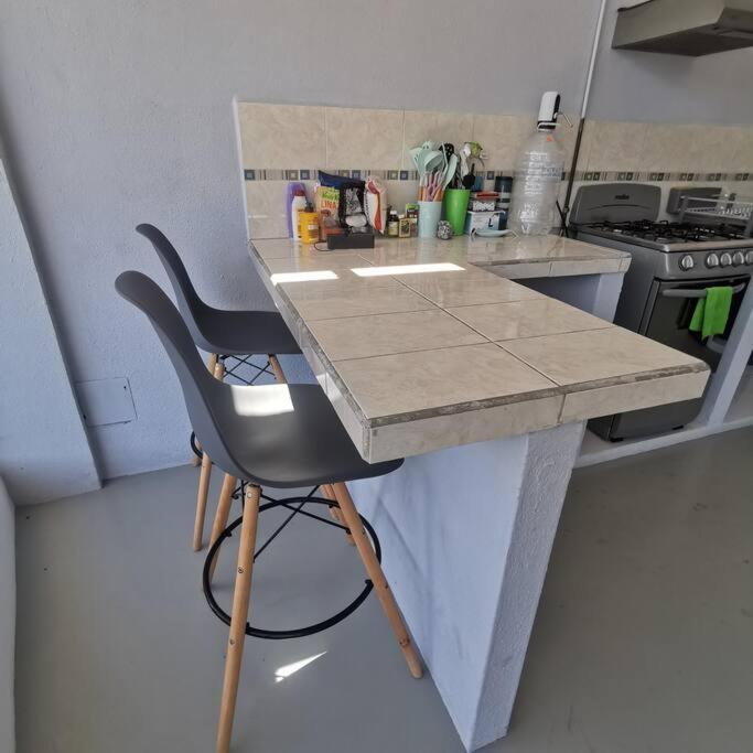 Large And Comfy Apartment, Near Dt And Principal Beach! Zihuatanejo Bagian luar foto