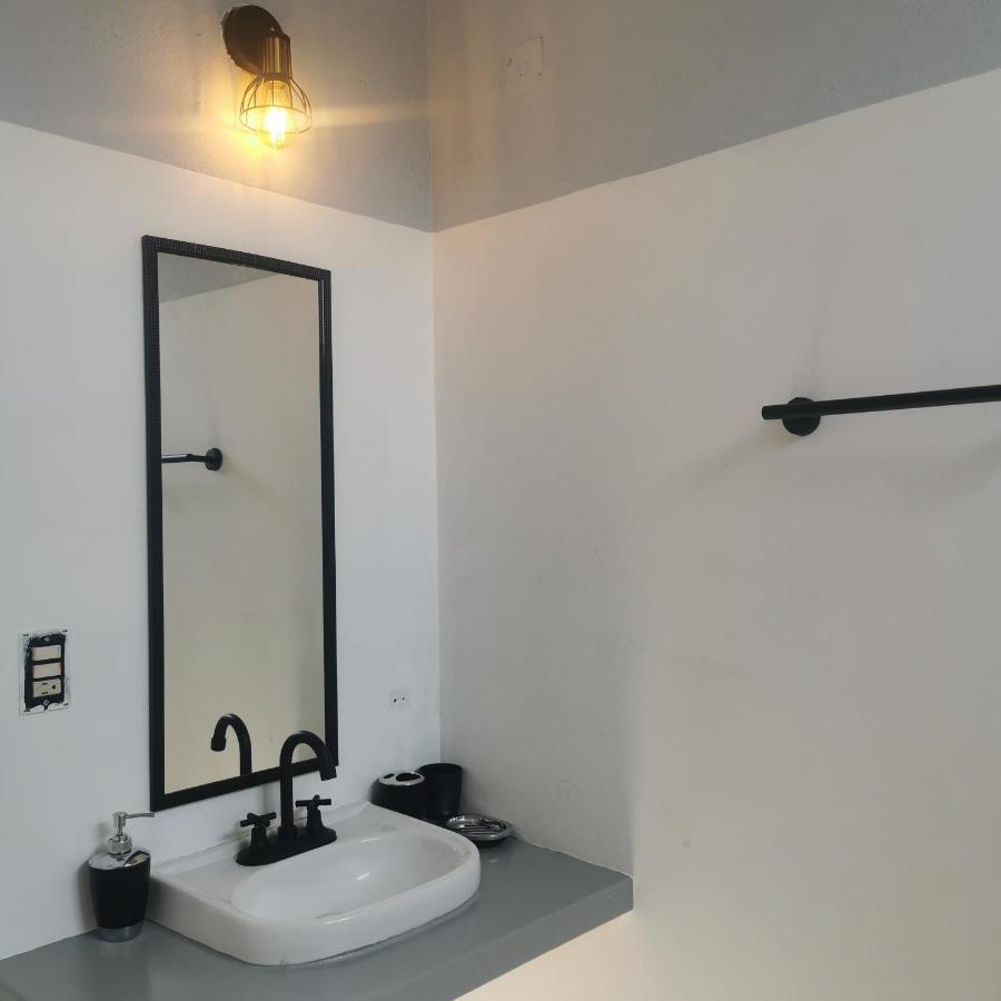 Large And Comfy Apartment, Near Dt And Principal Beach! Zihuatanejo Bagian luar foto